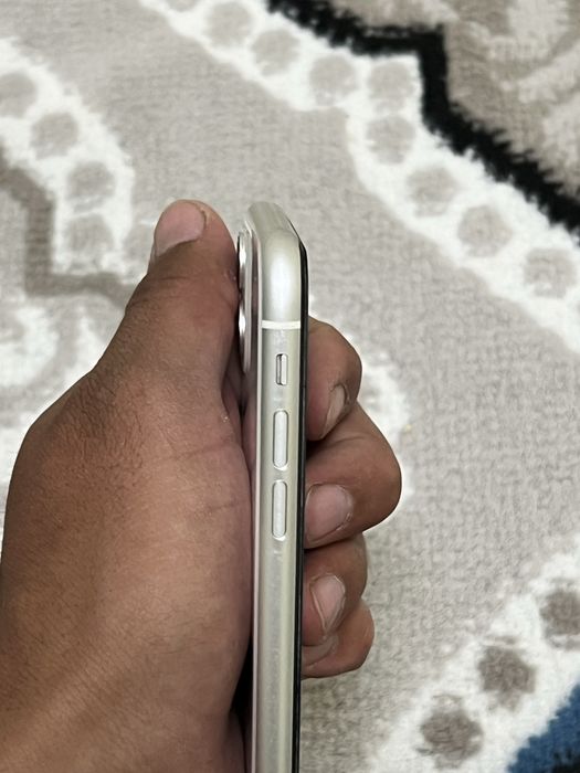 IPHONE 11 128 GB