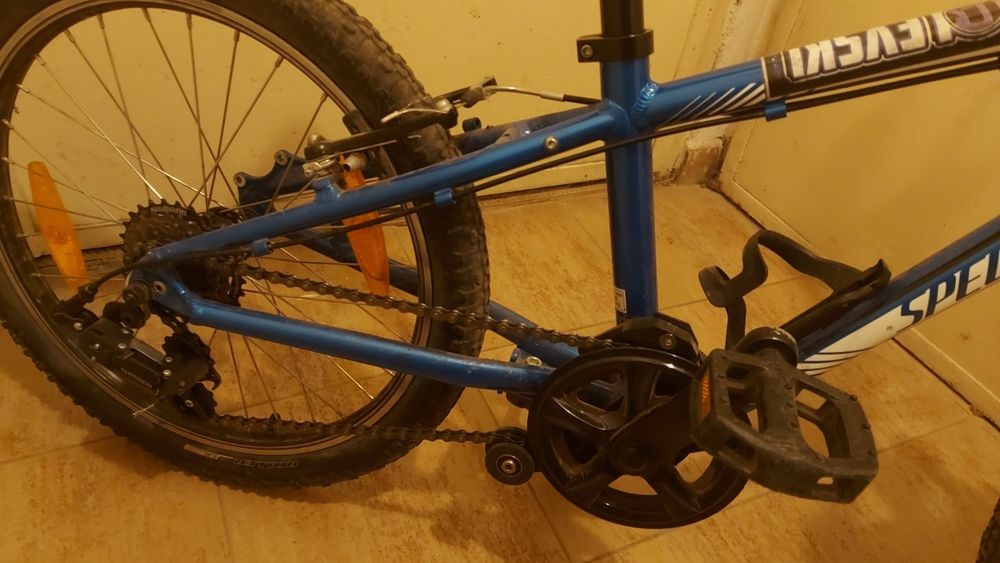 Детско колело specialized 20'