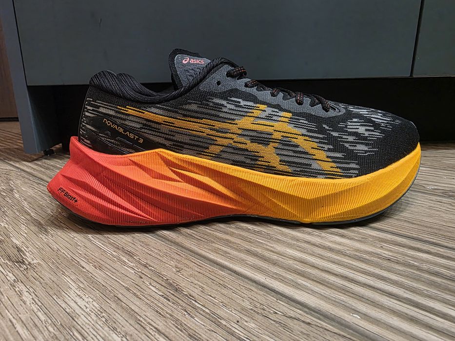 Мъжки маратонки ASICS Nova Bast 3 - Резервирани!