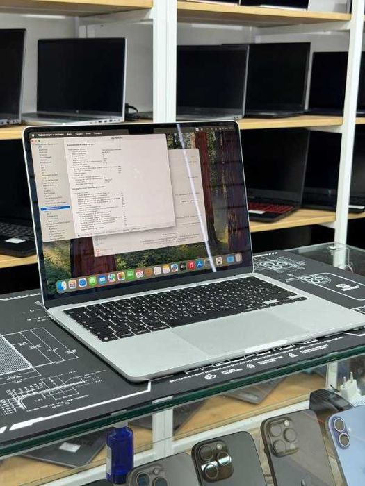MacBook Air M4 16GB/256GB — 13.6 Liquid Retina