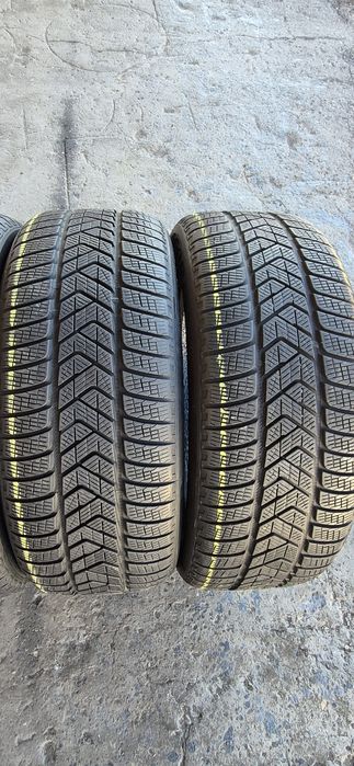 4 anvelope iarna Pirelli 255/50/19,dot 2022.Pretul este pe bucata.