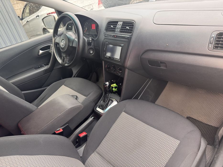 Volkswagen Polo / Фольксваген Поло