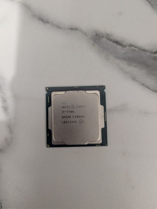Intel core i7 7700
