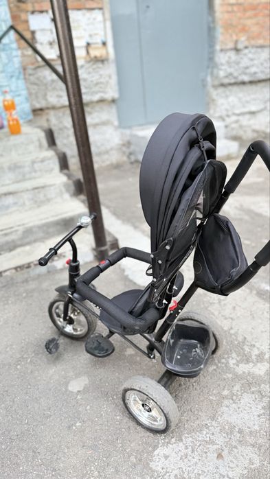 Продам трёхколесный велосипед