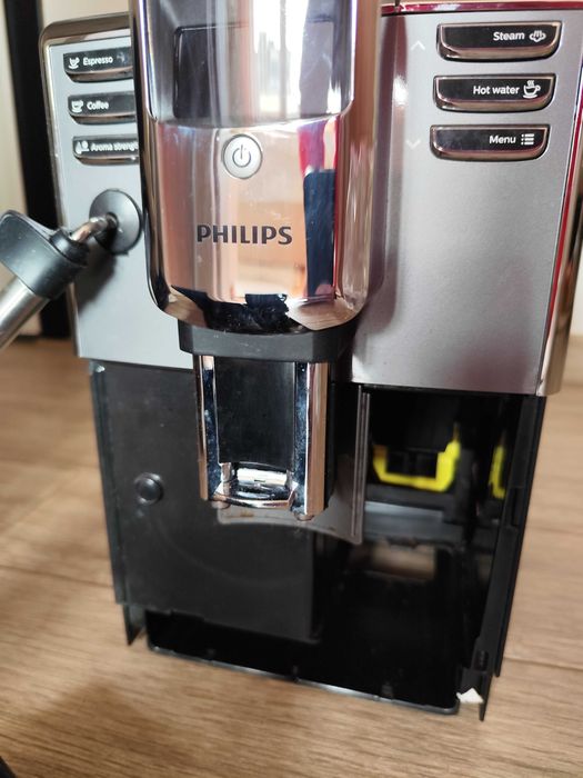 Кафе автомат Phillips saeco