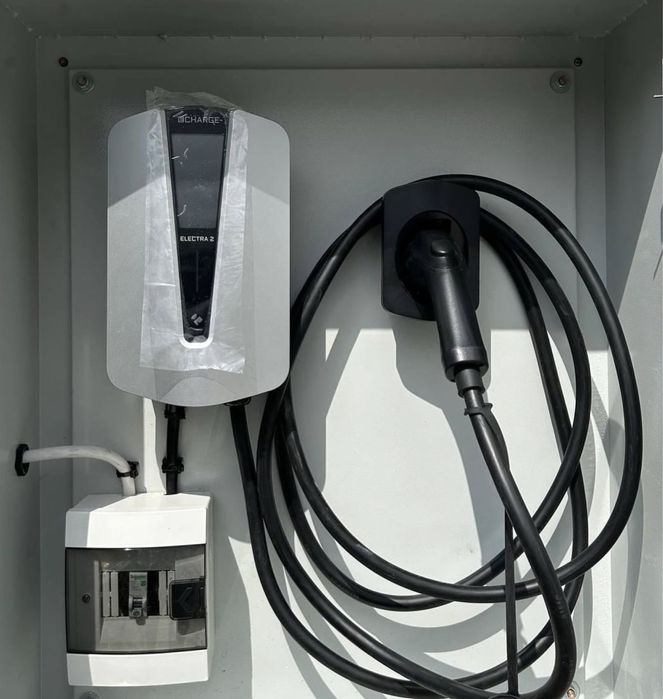 Зарядное устройсвто для электромобиля 7 квт