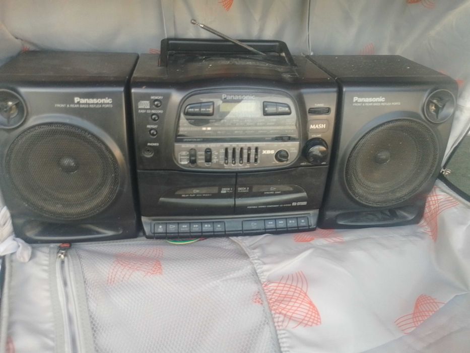 Ретро радиокасетофон с CD Panasonic RX-DT600 (MASH / XBS) – работещ