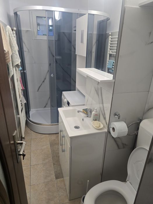 Apartament 3 camere de inchiriat