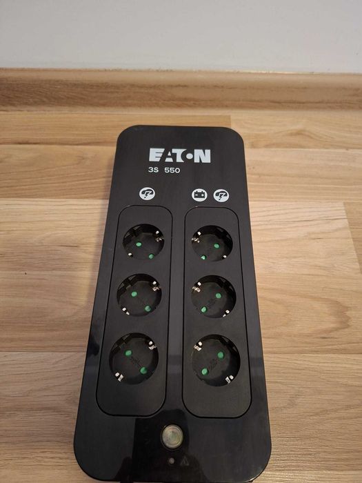 UPS EATON 3S 550VA functional ca nou, cu/fara acumulator nou, refurbished, reconditionat