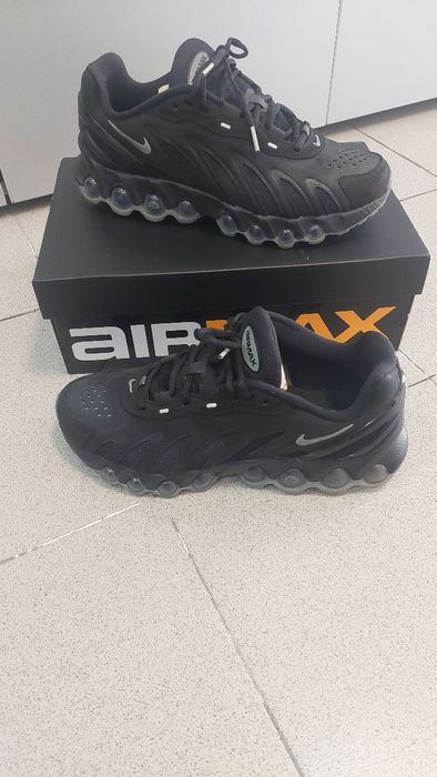 Nike Air Max Dn8 Lthr
Black/ Smoke Grey