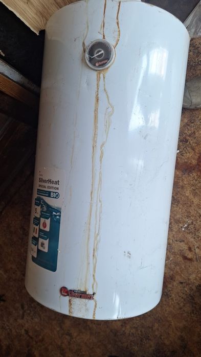 Продам аристон не рабочий