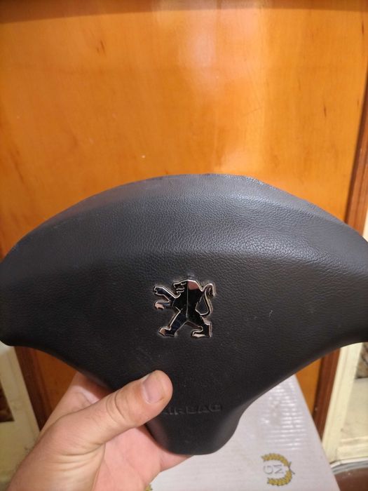 Айрбег свален от пежо 308 2008г