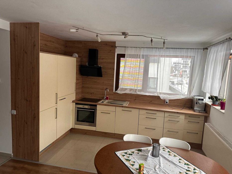 Apartament in Casă/ Bună Ziua, Cluj 115 mp + terasă 45 mp / Proprietar