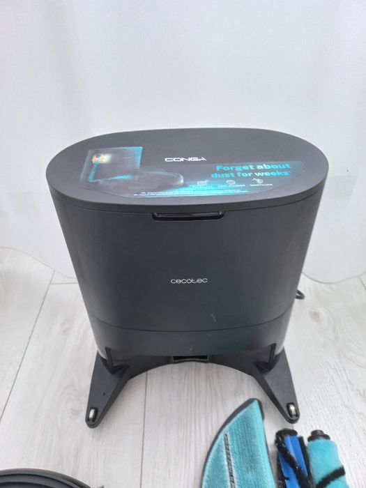 Aspirator  Cecotec CONGA la mâna a doua