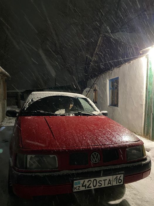 Пассат б3  1.8 двигатель