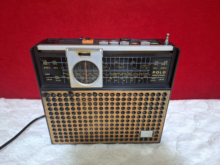 smart ITT SCHAUB-LORENZ POLO electronic 107 radiomuseum 1976
