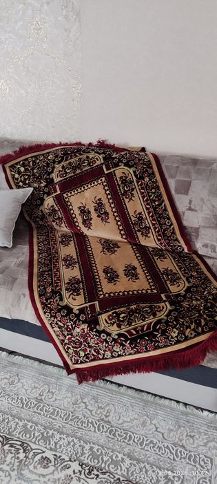 Покрывалл для диванов и курпача