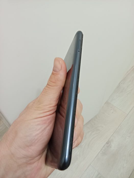 Телефон смартфон Samsung a10