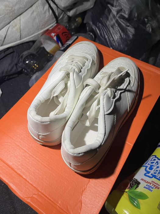 Продам женские dunk кроссовки