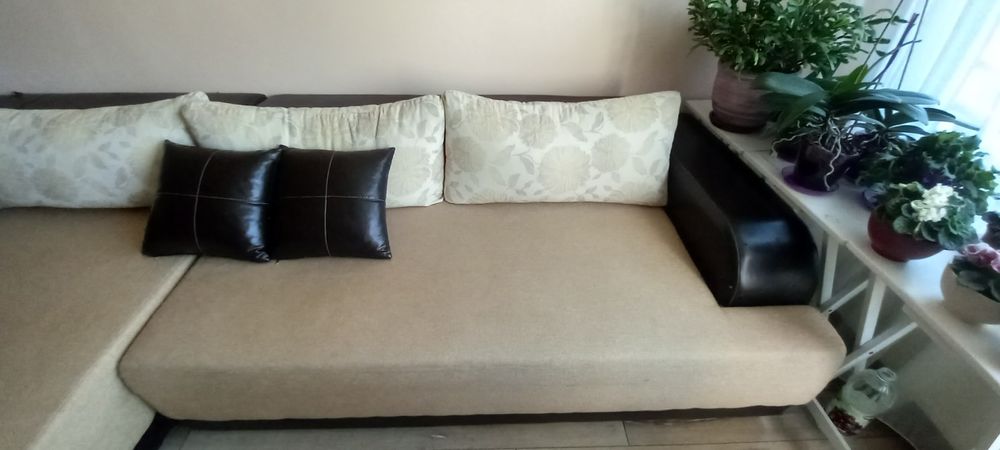 Ъглов диван 300/175