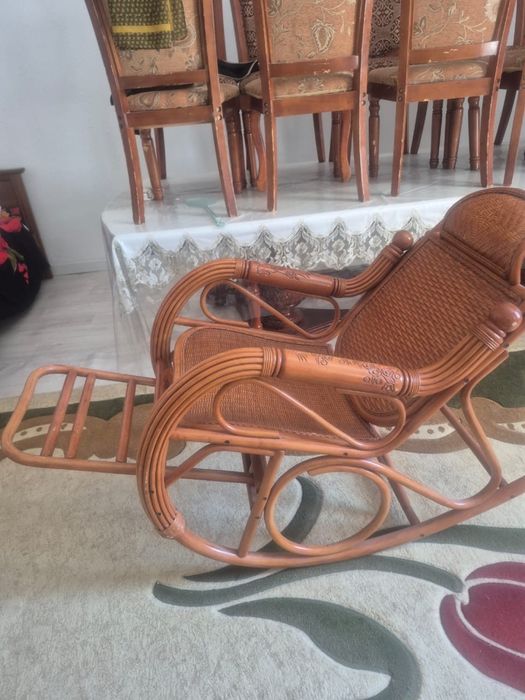 Ратоновое кресло 100 мың тенге