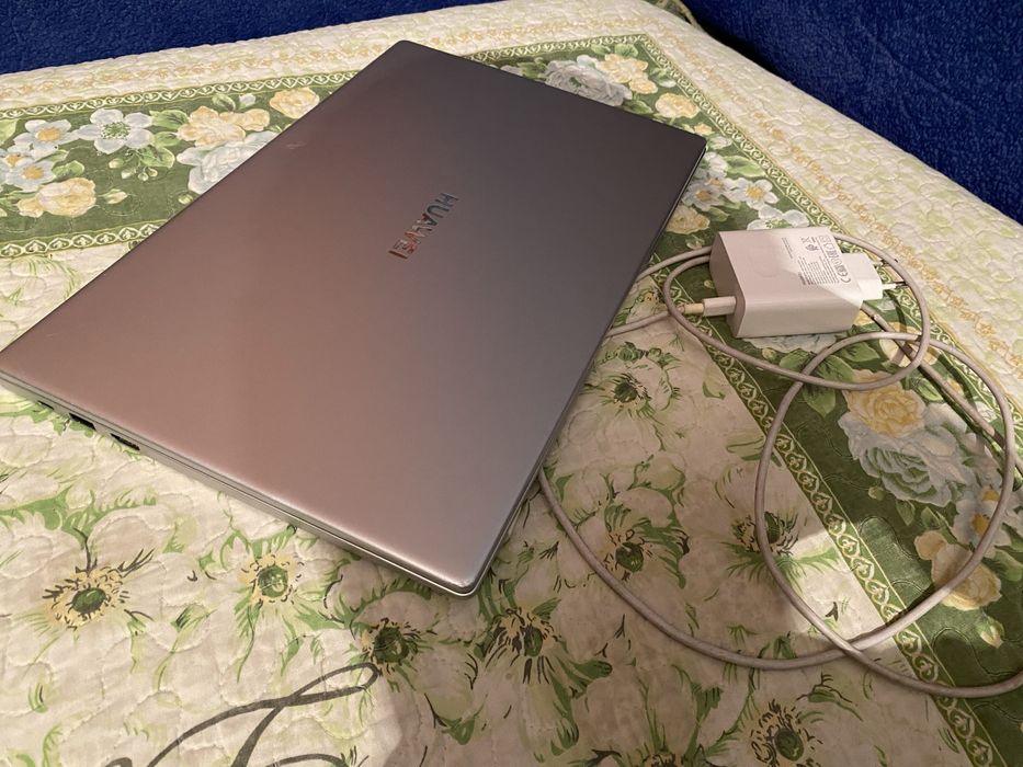 Ноутбук huawei d15