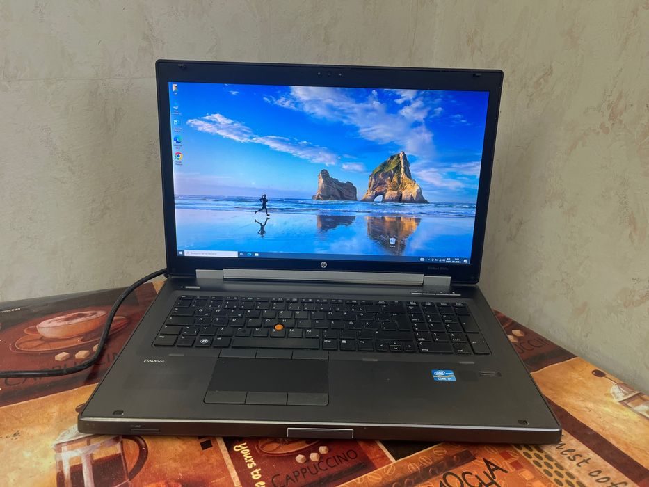 HP EliteBook 8760W 17,3 - i7-2820QM 20GB RAM, SSD 120gb/HDD 500GB ,