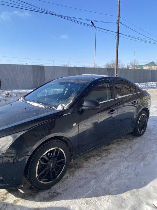 Продам Chevrolet Cruze