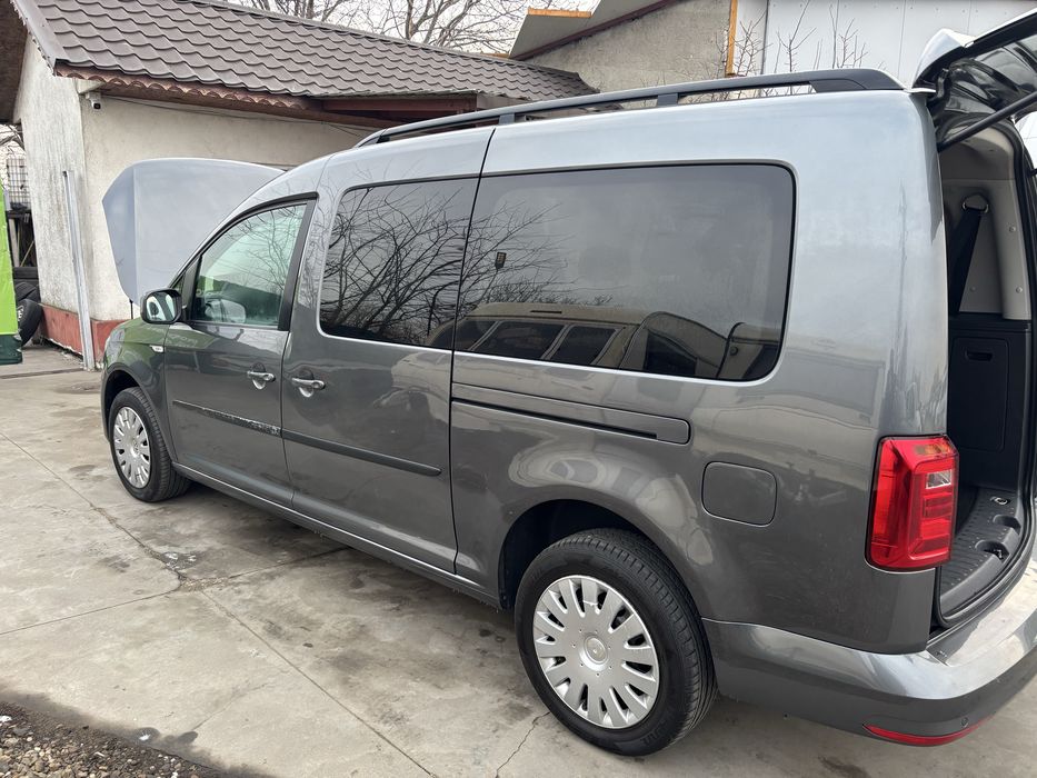 Volkswagen Caddy 2.0 diesel MaxiLife, 7 locuri, 2017