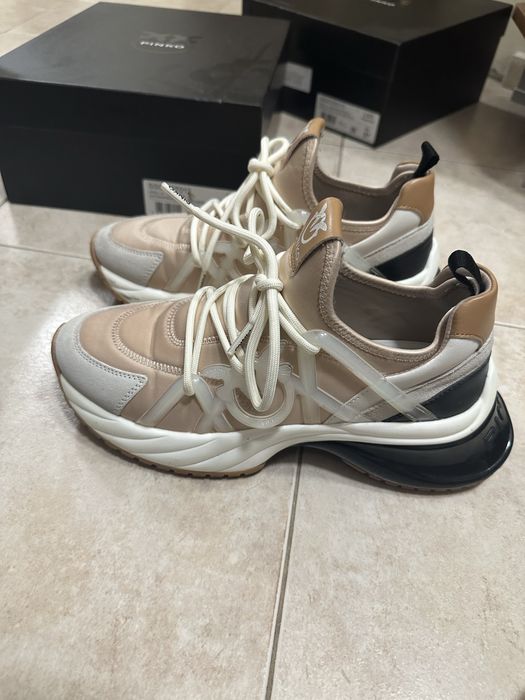 Обувки Pinko Ariel