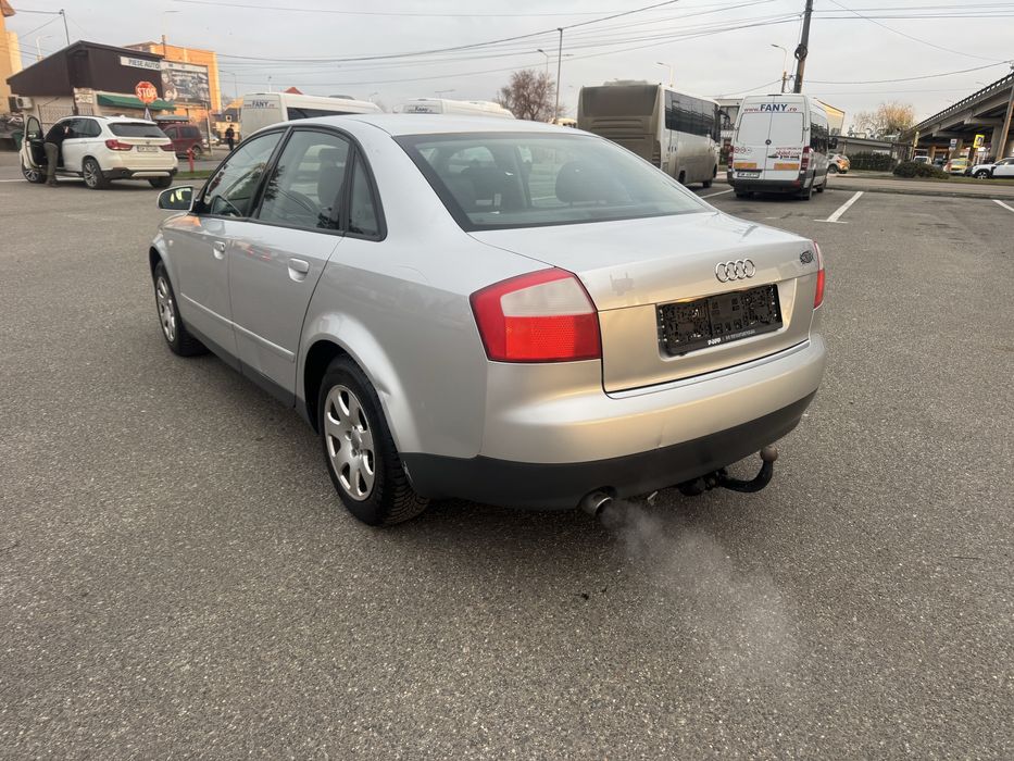 Audi A4 Limuzina //  Automat