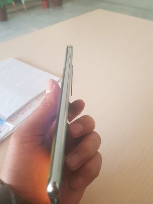 Samsung s10 + 8 ga 128