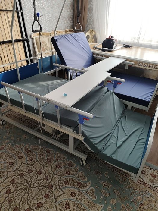 Многофункциональная медицинская кровать