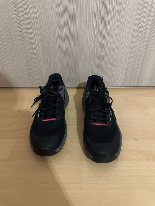 Vand pantofi clips five ten si nike x gortex