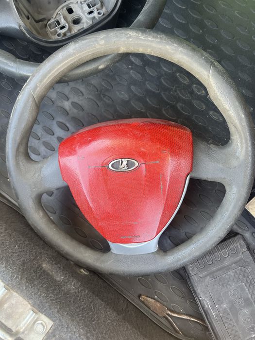 Руль аирбак целый