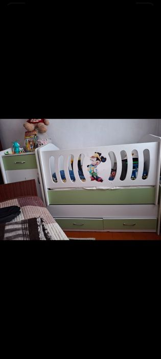 Продается детская 2-ярусная кровать в отличном состоянии. Цена 30000 т