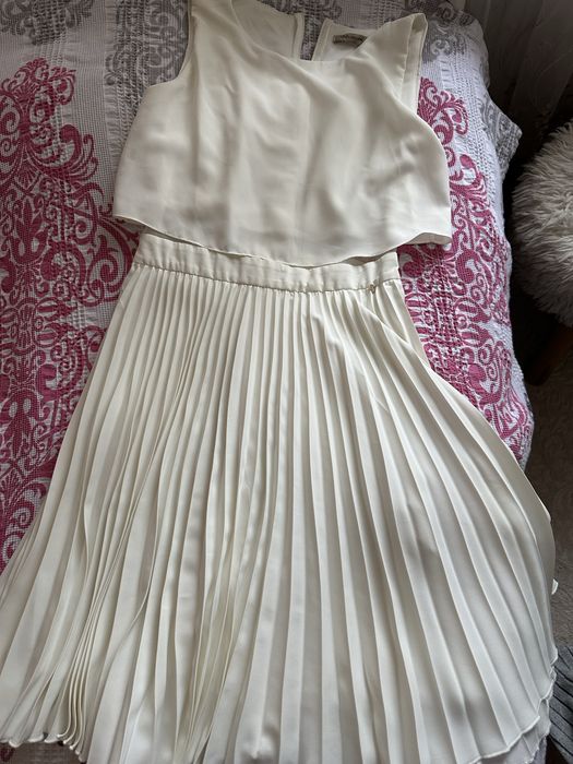 Рокля с пола плисе. Ефектна кройка.