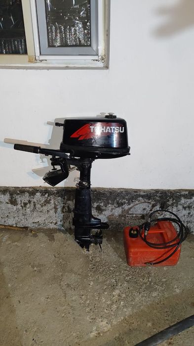 Продам двигатель на лодку