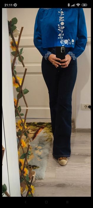 Bluzita Zara, noua cu eticheta, deosebita, model actual, bumbac