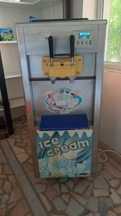 Фрейзир сотилади 220v сигими 10литер.