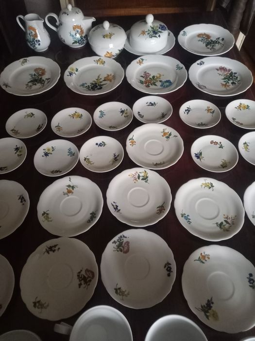 Продаётся чайный сервиз