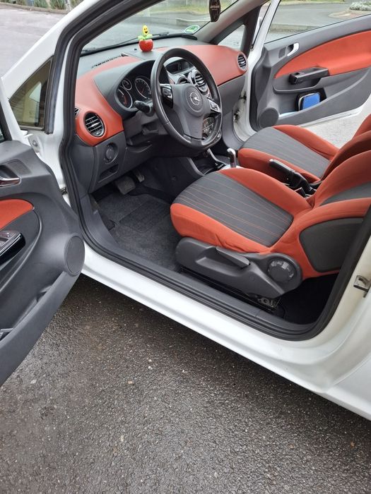 Opel corsa D cutie automata