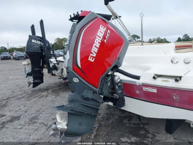 Катер 2016 года HURRICANE