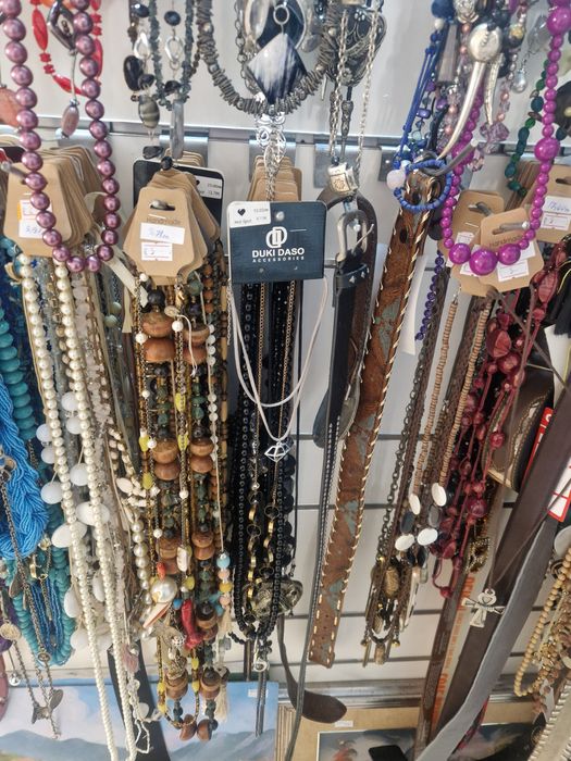 Естествени перли и други бижута