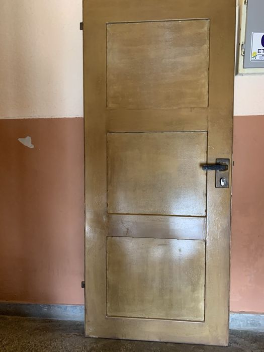 Метална врата без каса