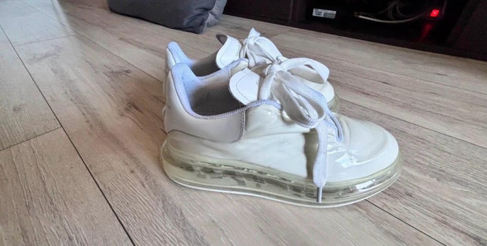 Adidasi Alexander McQueen