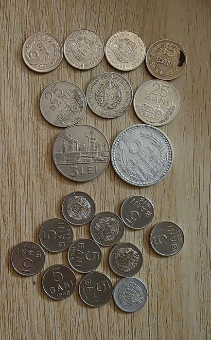 Colecție monezi și bancnote(se vând integral)