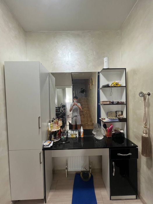 СРОЧНО продается шкаф