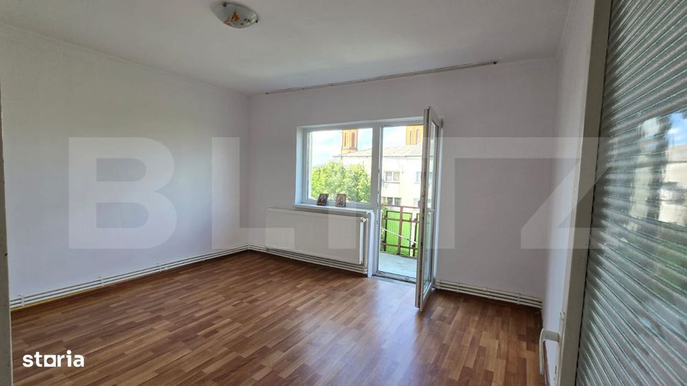 Apartament de vanzare, cu 3 camere, 76 mp, zona Micro 17