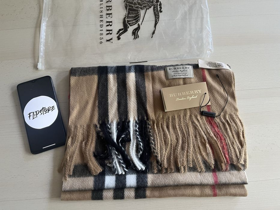 Burberry шарф новая